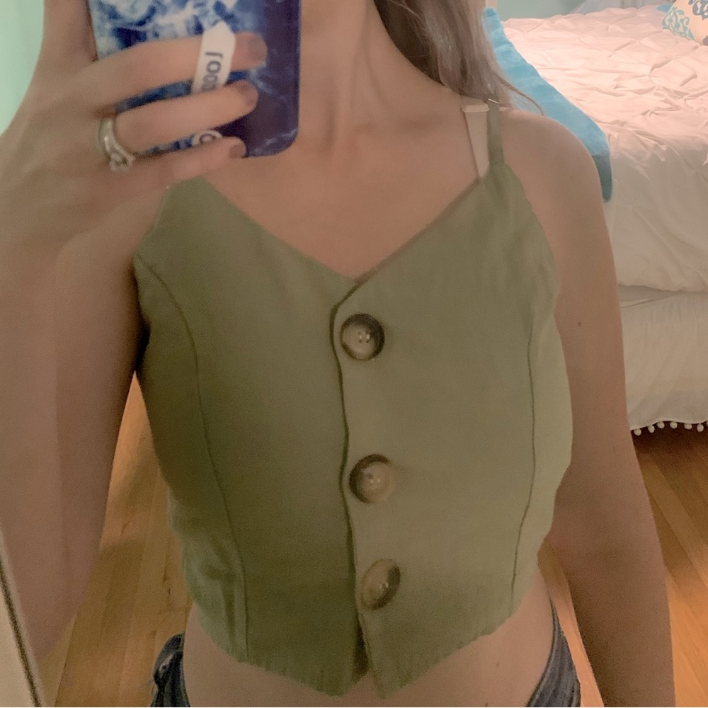 Cropped Olive Button Top
